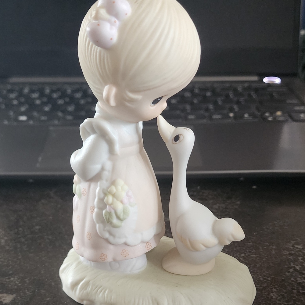 1978 Precious Moments Porcelain Figurine - Make A Joyful Noise